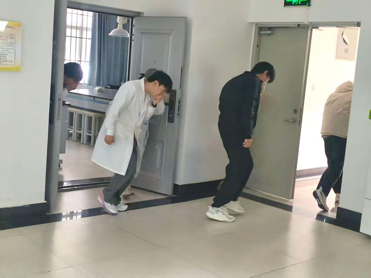 微信图片_20251225111810_275_256